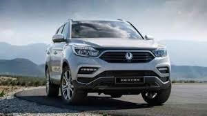 Ssangyong Rexton Fuoristrada Coreano Con Maxi Bagagliaio E Motore Mercedes Suv Auto Fuoristrada
