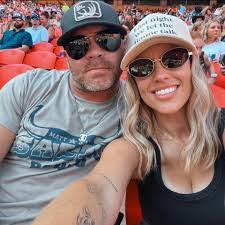 Tiffany Norvell's Instagram, Twitter & Facebook