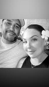 Hi everyone, im looking for a private chef for tonight to prepare dinner  for 9pax any recommendations? Many thanks 🙏 ubud area