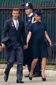 Royal Wedding Victoria Beckham Mit Babybauch Auf Der Hochzeit Nachrichten Pa David Und Victoria Beckham Victoria Beckham Stil Victoria Beckham