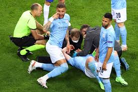 Kevin de bruyne went off with a nasty looking head injury in the uefa champions league final, as the manchester city and belgium star was in a bad way. Skpzp57bukdk9m