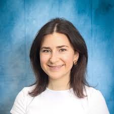 I'm excited to share that I'm starting a new position as a Property  Facultative Broker at Lockton Re!