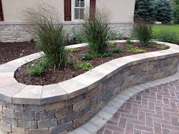 Kidney Bean Shaped Planting Bed Front Yard Landscaping Design Patio Garden Pool Landscaping