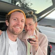 Maggie Kidd's Instagram, Twitter & Facebook