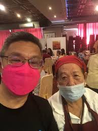 Which dim sum places still push carts around?