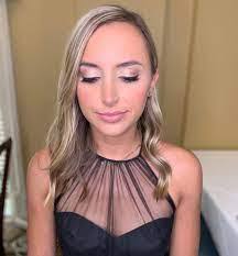 Courtney Windham's Instagram, Twitter & Facebook