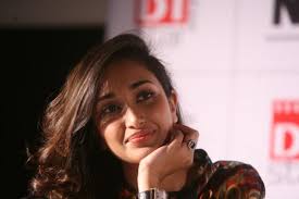 Police: NY-born Bollywood starlet found dead by mother