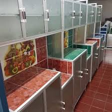 Ukuran lemari dapur ukuran lemari dapur disesuaikan dengan ukuran dapur anda, karena biasanya dapur identik dengan ruang minimalis sempit. Harga Lemari Dapur Terbaik Perlengkapan Rumah Juli 2021 Shopee Indonesia