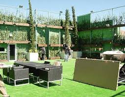 Así se destruye un coche de el casoplón del coletas vs el espectacular chalet decorado con gusto: Casa El Ojo De Gran Hermano