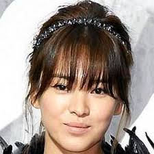 This led to her being cast in a small role in her first. Who Is Song Hye Kyo Dating Now Husbands Biography 2021