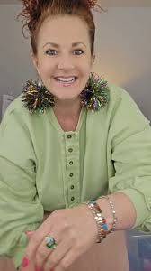 unboxing #netflix #netflixgiftbox #collectibles #netflixlover #bridgerton  #strangerthings #outerbanks #squidgame #thewitcher #rebelmoon  #adventcalendar #blindbox #onepiece