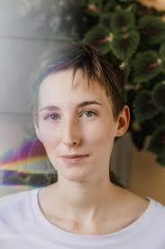 Joyce Thumb im Portrait