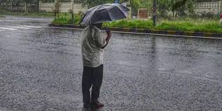 Spanish nouns have a gender, which is either feminine (like la mujer or la luna) or masculine (like el hombre or el sol). Low Pressure Over Arabian Sea Triggers Heavy Rain Spell In Kerala The New Indian Express