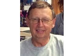 Thomas Breit's Instagram, Twitter & Facebook