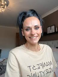 Ann Inglis's Instagram, Twitter & Facebook