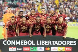 Marca el Tolima-Independiente del Valle el regreso del futbol a Colombia tras el terremoto