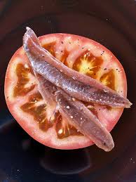 Tomate Con Anchoas Cantabrico Simple But Still Sophisticated Only The Best Tasting Spanish Tomatoes Olive Oil And The Best Of The Best Spain Food Food Spain