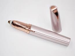 Ipl intense pulsed light hair removal is a new phenomenon to boots.com, once exclusive to salons and beauticians this highly effective permanent hair removal treatment can now be used from the comfort of your own home. Finishing Touch Flawless Brows Eyebrow Hair Remover Review Musings Of A Muse