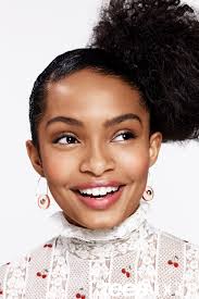 The best of the best yara shahidi hair photos of her curly topknots, her voluminous curls, her braided updos, and more. Ways To Style Natural Hair Black Ish Star Yara Shahidi Teen Vogue