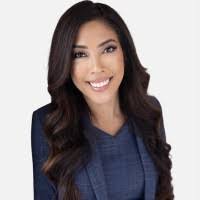 Jennifer Soper's Instagram, Twitter & Facebook