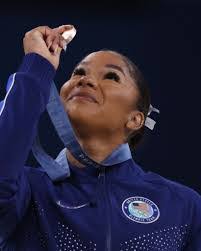 Chris Lozoya's Instagram, Twitter & Facebook