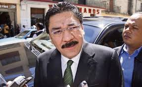 He took office in 2004 as a member of the institutional revolutionary party (pri). Ulises Ruiz Se Separara Del Pri Y Creara Nuevo Partido Politico La Otra Opinion