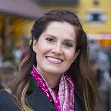 Servus Musikantenstammtisch Cast & Crew