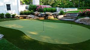 Professional golfers, athletes and even former presidents choose it is not a decorative backyard putting green turf. How Much Does It Cost To Build A Putting Green In Your Backyard