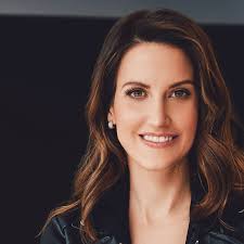 How Katie Warner Johnson Went From Ballerina, to Wall Street Analyst, to  Fitness Instructor, to Carbon38 Founder