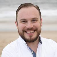 Vincent Gomez, Loan Officer