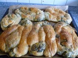 El Acmasi Ispanakli Kol Boregi Nasil Yapilir Hamur Isleri Youtube Yemek Tarifleri Yemek Ascilik