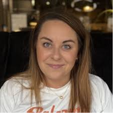 Looking for a private space for a meeting, or intimate space for private  dining? Our Boardroom is ideal, and very versatile! Contact me at  sarah@the-lostandfound.com for more…