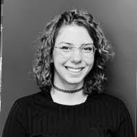 Lynn Haddad's Instagram, Twitter & Facebook