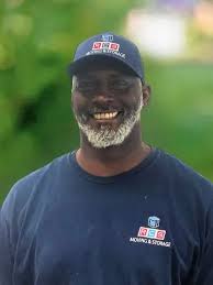 Doug Holderman's Instagram, Twitter & Facebook