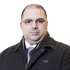 Mario Fava's Instagram, Twitter & Facebook