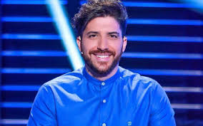 Based on the original the voice senior, it has aired one season and aims to find currently unsigned singing talent. Marc Hatem Surprises His Mother On Stage During The Voice Senior Omneeyat