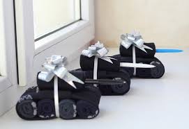 Does he love hiking and the great outdoors? Forget The Traditional Gifts Here Is The Perfect Gift For Men
