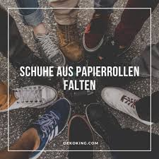 Diesen zarten vogel können ganz leicht die kinder basteln. Schuh Aus Papier Basteln Vorlagen Tangbasi Formen Baby Schuhe Pragung Schablonen Diy Scrapbooking Fotoalbum Papier Card Craft Vorlage Amazon De Kuche Haushalt Designsoflives Wall