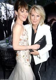I'm heartbroken to announce that after a heroic battle with cancer, the beautiful and mighty woman that is helen mccrory has died peacefully as home. 33jwa Vswvcnsm