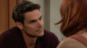 Sally dit à Adam qu'elle sait...