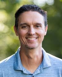 Julie Justus's Instagram, Twitter & Facebook