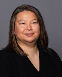 Ena Lee's Instagram, Twitter & Facebook