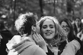 Hello, it's me i was wondering if after all these years you'd like to meet to go over everything they say that time's supposed to heal ya, but i ain't done much healing Adele Hello Tumblr Adele Hello Xavier Dolan Adele Concert