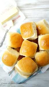 Ladi Pav Ladi Pao Pav Recipe Eggless Dinner Rolls Aromatic Essence In 2020 Pav Recipe Dinner Rolls Recipes