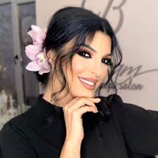 She is a member of pitipoancele romaniei(romania's whores) together with sanziana buruiana and simona trasca. Andreea Tonciu E GravidÄƒ Cu Al Doilea Copil Cine A Incercat SÄƒ O Dea De Gol Pe Vedeta De La Bravo Ai Stil Celebrities Tacataca Ro