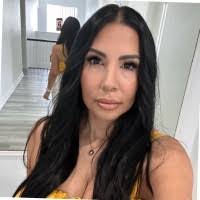 Crystal Valadez's Instagram, Twitter & Facebook