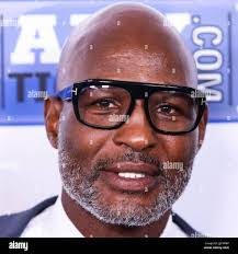 Roland Kite's Instagram, Twitter & Facebook