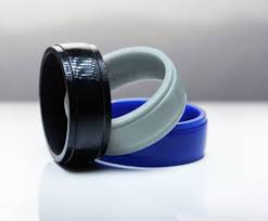 Arua Silicone Wedding Rings Instantly Remove The Risk Of Injury Degloving Or Even Finger Amputation This Non Toxic Hypoallergenic Alternative To Standard Ri