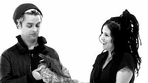 Green Day S Billie Joe And Adrienne Armstrong Wife Give Green Gifts Youtube Billie joe armstrong from green day sings in a christmas show with me when we were young kids. green day s billie joe and adrienne armstrong wife give green gifts
