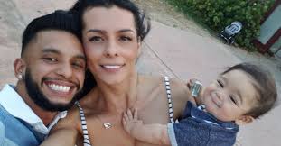 Conozca a esteban landrau la pareja de danna sultana, con quien realizo un embarazo transgénero. Asi Lucia Esteban Landrau Antes De Su Transicion A Un Hombre Transgenero